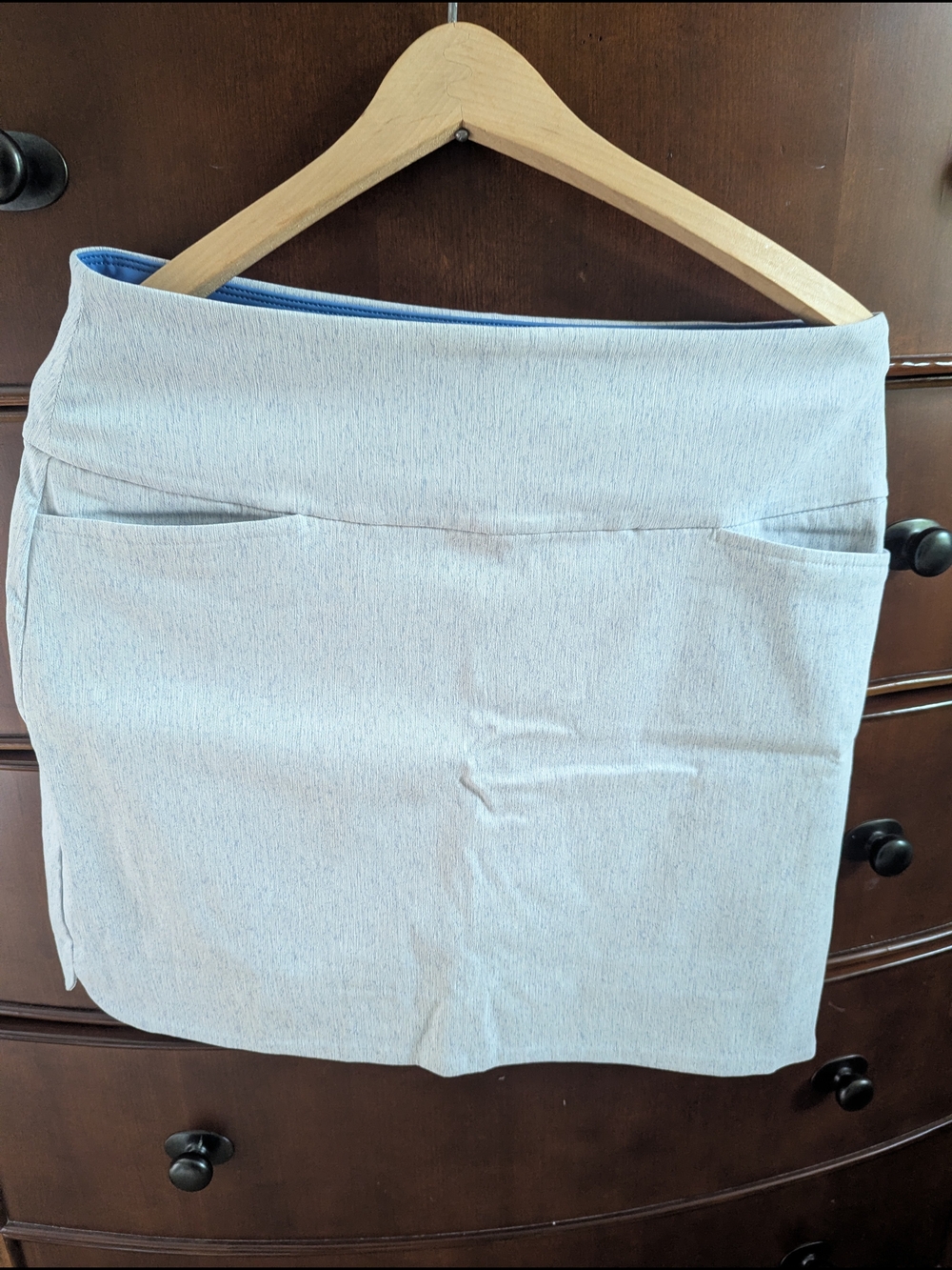 Women’s Light Gray Pull-On Skirt/Skort